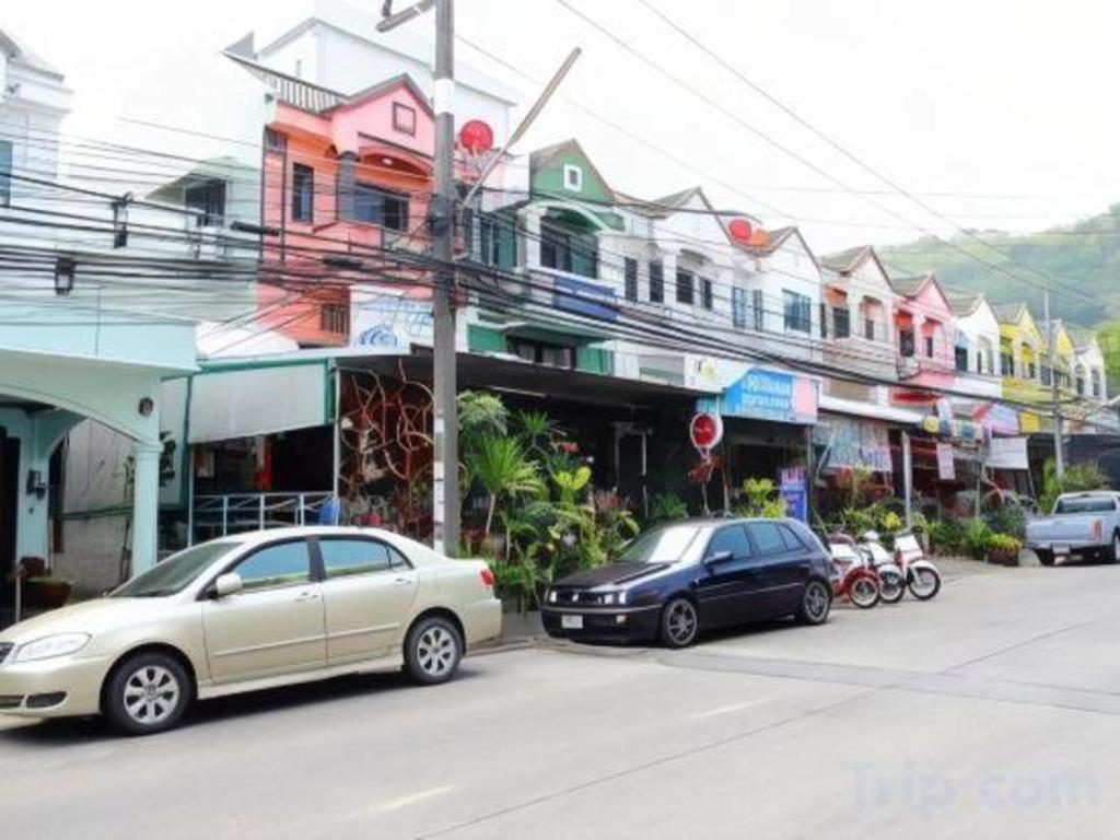 Oyo 586 I Hostel Phuket Kültér fotó